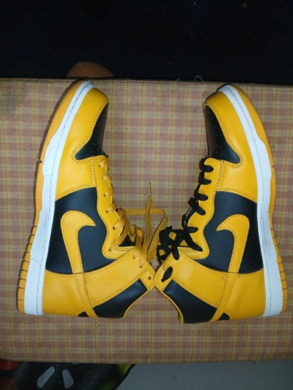 Nike Dunk High Yellow Black Sneakers